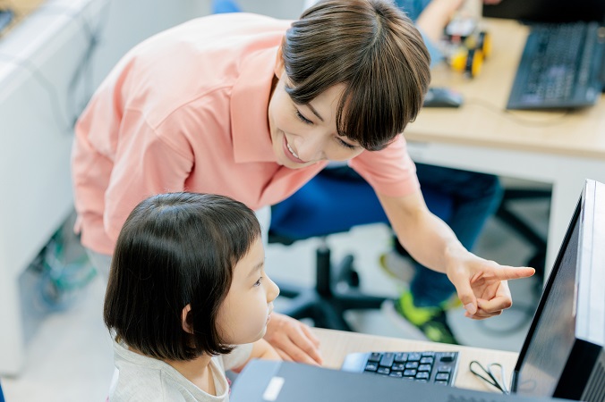 推薦「教育部中小學數位教學指引3.0」
